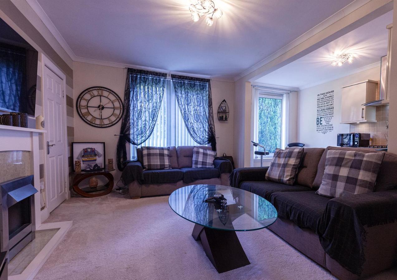 Hampden Park Apartment Glasgow Exterior photo